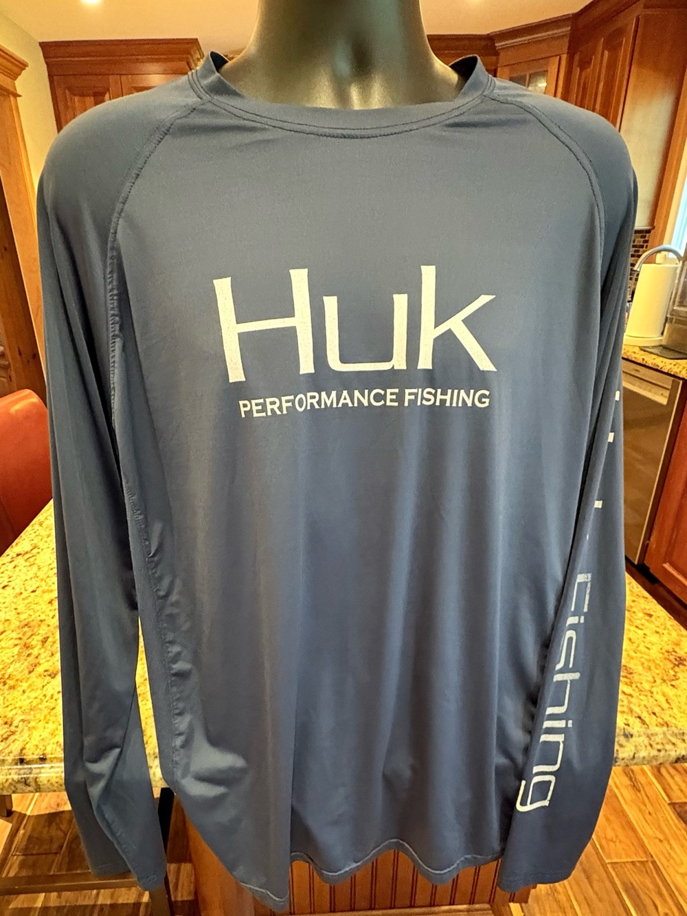 Huk men’s Long-Sleeve Performance Fishing shirt. Sharp Navy Blue w/logos. Large